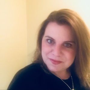 Meet your Posher, Yasmina